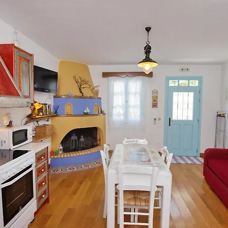 Villa Stella's Traditional House. *