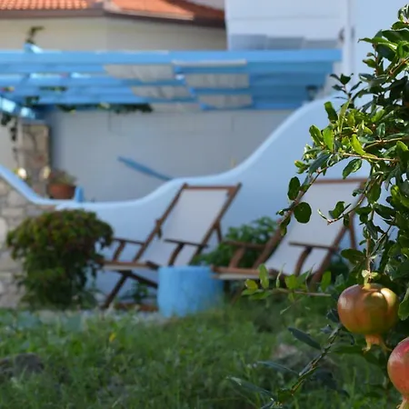 Villa Stella's Traditional House. *